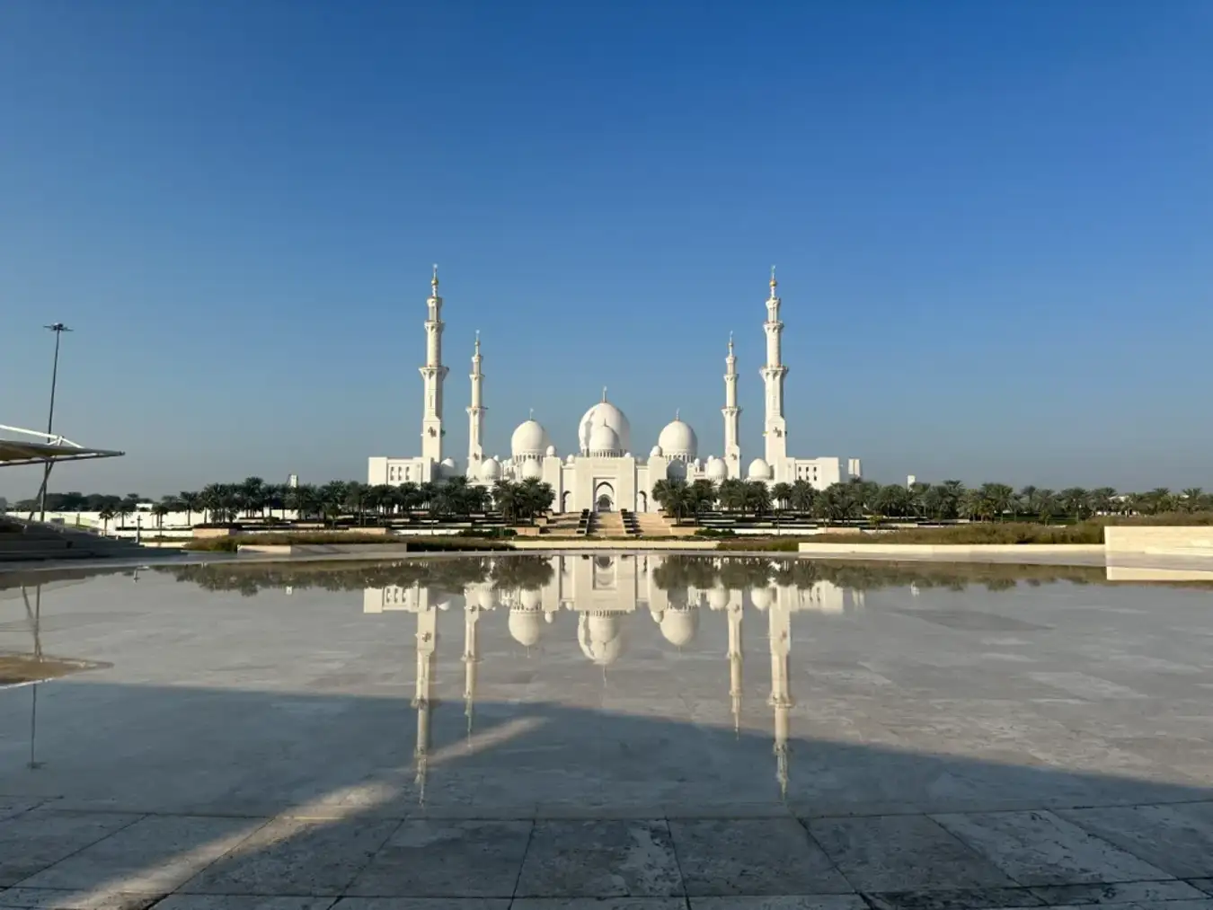 Du lịch Abu Dhabi – Khám phá trái tim văn hoá UAE